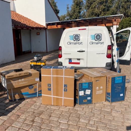 Equipos listos para instalar junto a la camioneta Climaport